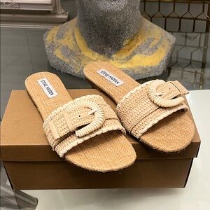 Steve Madden Cream Woven Slide Sandals